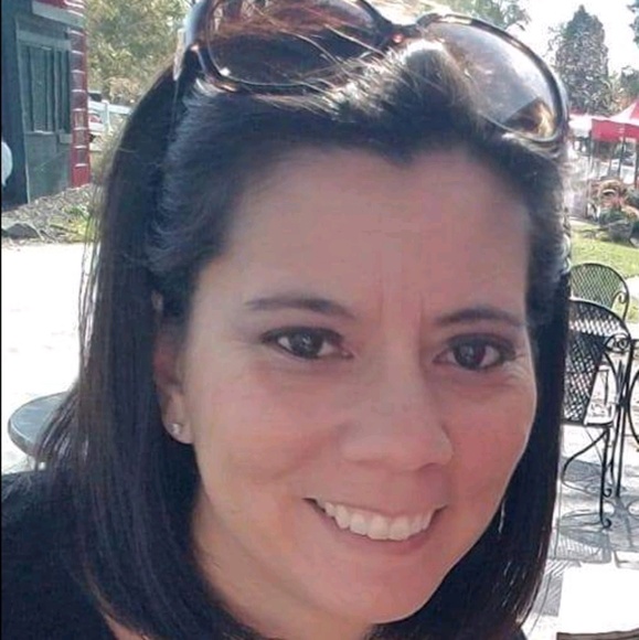 Meet your Posher, Jessica - Picture 1 of 1